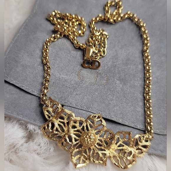 Dior Jewelry | Vintage Christian Dior Germany 1980s Chain Link Floral Necklace - Picture 4 of 9